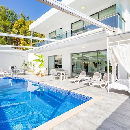 Vila Infinity Sky
